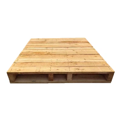 Palets de madera maciza
